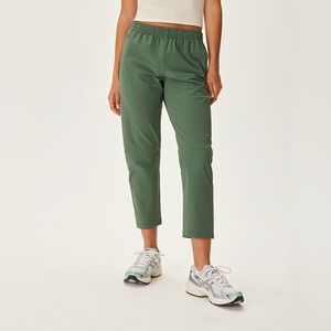 Women’s Outdoor Voices RecTrek pants olive green xs